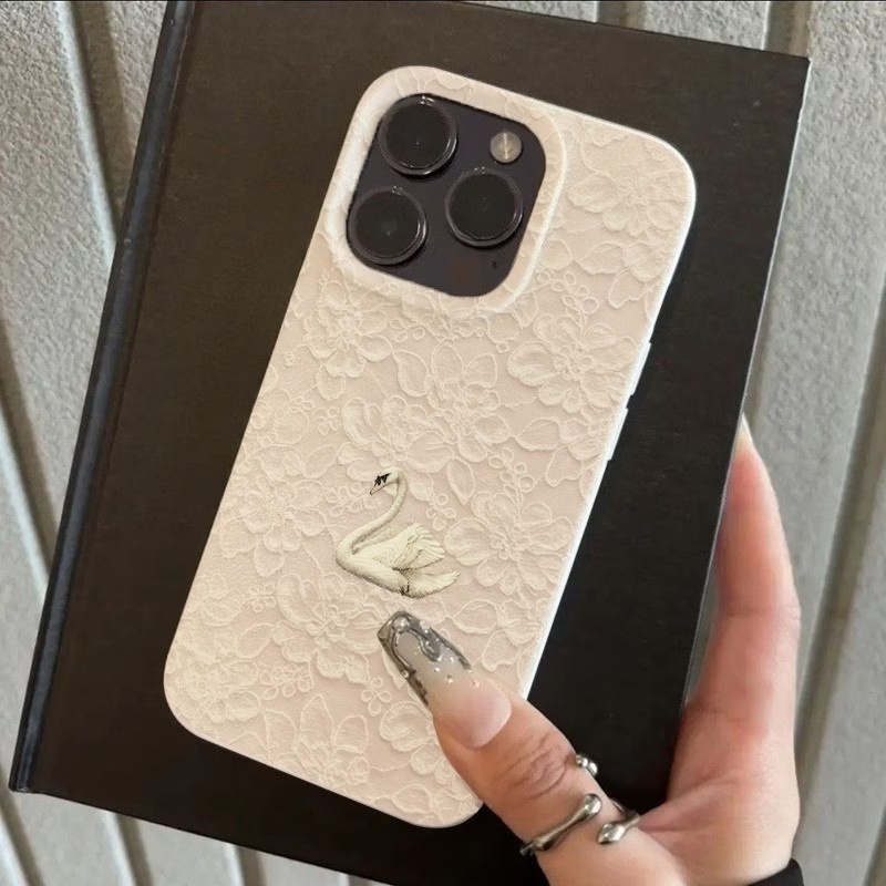 Lace Swan Pattern Lychee Textu - огляд і ціна Apple Iphone 15