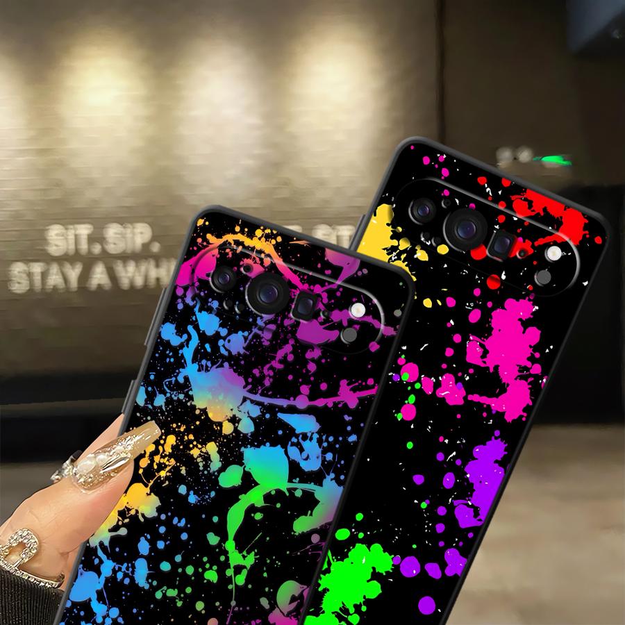 Rainbow Paint Splatters Funda  - огляд і ціна Google Pixel 8A